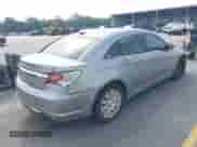 2014 Chrysler 200 LX с VIN 1C3CCBAGXEN150014, выставлен на аукционе IAAI как лот 42259954 с пробегом 273 925 миль миль и . История ставок и продаж доступна на DreamBid. Изображение 4.