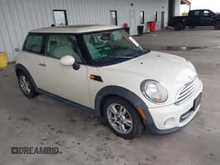 2011 MINI Hardtop with VIN WMWSU3C52BT091664, listed as a IAAI auction lot 42427367 with 110,488 mi miles and . Bid and sale history available at DreamBid. Image 1.