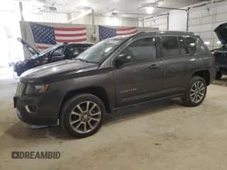 2017 Jeep Compass Latitude z VIN 1C4NJCEA3HD125892, wystawiony jako Copart lot #49161585 z przebiegiem 183 354 mil mil oraz Czysty tytuł • Clean title. Historia ofert i sprzedaży dostępna na DreamBid. Obrazek 1.