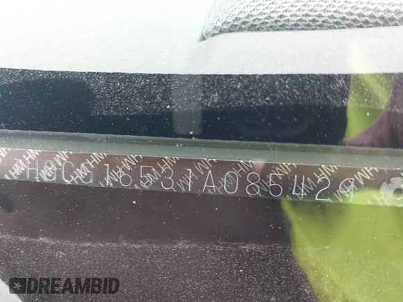 2001 Honda Accord EX z VIN 1HGCG16531A085429, wystawiony jako IAAI lot #43052616 z przebiegiem 198 140 mil mil oraz . Historia ofert i sprzedaży dostępna na DreamBid. Obrazek 9.