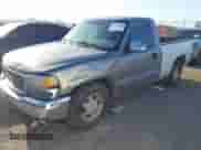 2001 GMC Sierra 1500 SL z VIN 1GTEC14V81Z333066, wystawiony jako IAAI lot #41959464 z przebiegiem 417 637 mil mil oraz . Historia ofert i sprzedaży dostępna na DreamBid. Obrazek 2.