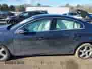 2013 Volvo S60 T5 с VIN YV1612FH3D2204716, выставлен на аукционе IAAI как лот 41002775 с пробегом 105 916 миль миль и . История ставок и продаж доступна на DreamBid. Изображение 15.
