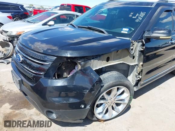 2011 Ford Explorer Limited with VIN 1FMHK8F8XBGA51102, listed as a IAAI auction lot 43050105 with 140,589 mi miles and . Bid and sale history available at DreamBid. Image 6.