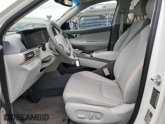 2021 Hyundai NEXO Limited с VIN KM8J84A68MU012981, выставлен на аукционе Copart как лот 85318654 с пробегом 17 266 миль миль и Чистый • Clean title. История ставок и продаж доступна на DreamBid. Изображение 7.