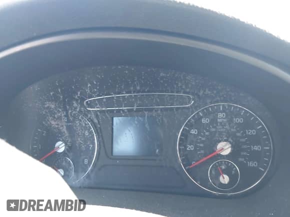 2017 Kia Sorento LX z VIN 5XYPG4A51HG329968, wystawiony jako IAAI lot #42719128 z przebiegiem Nie podano mil oraz . Historia ofert i sprzedaży dostępna na DreamBid. Obrazek 7.