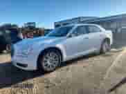 2013 Chrysler 300 C с VIN 2C3CCAKG0DH556738, выставлен на аукционе Copart как лот 69880855 с пробегом 151 194 миль миль и На запчасти • Non repairable. История ставок и продаж доступна на DreamBid. Изображение 1.
