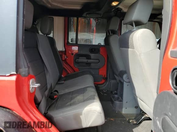 2007 Jeep Wrangler Unlimited X с VIN 1J4GA39107L158043, выставлен на аукционе Copart как лот 80161495 с пробегом 243 074 миль миль и Чистый • Clean title. История ставок и продаж доступна на DreamBid. Изображение 10.