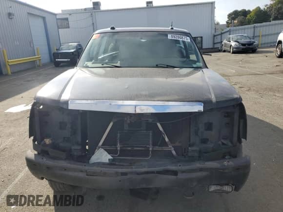 2005 Cadillac Escalade with VIN 1GYEC63N15R245135, listed as a Copart auction lot 89280875 with Not provided miles and Non repairable. Bid and sale history available at DreamBid. Image 5.