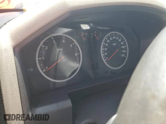 2012 Ram 1500 ST z VIN 1C6RD7FPXCS201638, wystawiony jako Copart lot #65800045 z przebiegiem Nie podano mil oraz Szkoda całkowita • Salvage title. Historia ofert i sprzedaży dostępna na DreamBid. Obrazek 9.