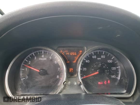 2015 Nissan Note SV z VIN 3N1CE2CP4FL418479, wystawiony jako Copart lot #85133515 z przebiegiem 141 266 mil mil oraz Czysty tytuł • Clean title. Historia ofert i sprzedaży dostępna na DreamBid. Obrazek 9.