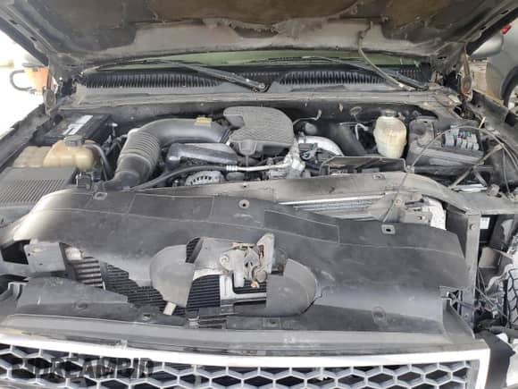 2005 Chevrolet Silverado 3500 LT с VIN 1GCJC33225F860061, выставлен на аукционе Copart как лот 79430804 с пробегом 17 миль миль и Списание • Salvage title. История ставок и продаж доступна на DreamBid. Изображение 11.