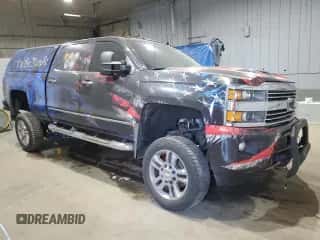 2017 Chevrolet Silverado 2500HD High Country с VIN 1GC1KXEG7HF246632, выставлен на аукционе Copart как лот 69586095 с пробегом 117 071 миль миль и Списание • Salvage title. История ставок и продаж доступна на DreamBid. Изображение 4.
