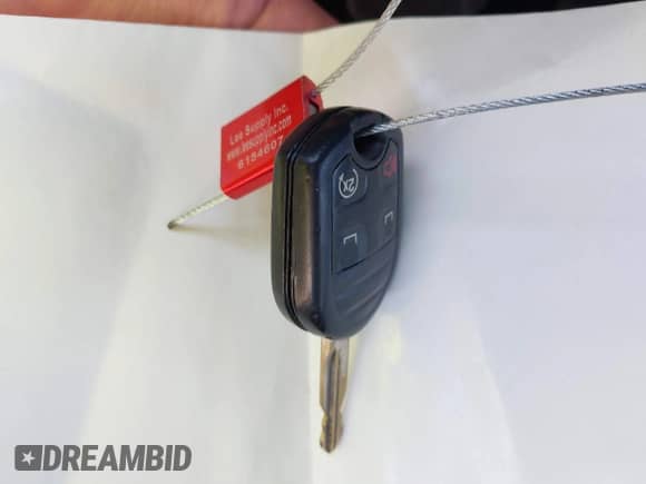 2013 Ford F-150 XL с VIN 1FTFW1ET1DFB25030, выставлен на аукционе IAAI как лот 42783502 с пробегом 175 968 миль миль и . История ставок и продаж доступна на DreamBid. Изображение 11.