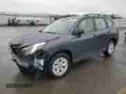 2023 Subaru Forester z VIN JF2SKACC6PH494621, wystawiony jako Copart lot #52293545 z przebiegiem 24 750 mil mil oraz Szkoda całkowita • Salvage title. Historia ofert i sprzedaży dostępna na DreamBid. Obrazek 1.