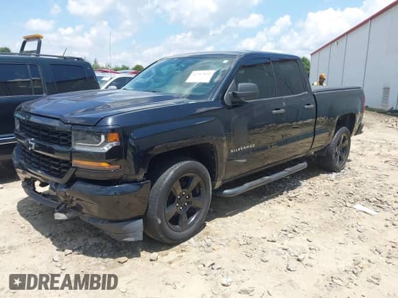 2017 Chevrolet Silverado 1500 Custom с VIN 1GCRCPEC7HZ377121, выставлен на аукционе IAAI как лот 42767022 с пробегом 156 857 миль миль и . История ставок и продаж доступна на DreamBid. Изображение 2.