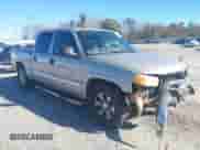 2005 GMC Sierra 1500 SLT z VIN 2GTEC13T251100136, wystawiony jako IAAI lot #41031903 z przebiegiem 440 920 mil mil oraz . Historia ofert i sprzedaży dostępna na DreamBid. Obrazek 1.