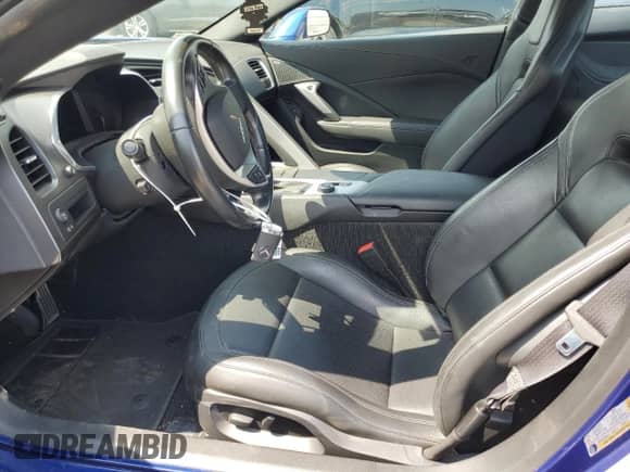 2018 Chevrolet Corvette 1LT z VIN 1G1YB2D71J5101304, wystawiony jako Copart lot #64111735 z przebiegiem Nie podano mil oraz Szkoda całkowita • Salvage title. Historia ofert i sprzedaży dostępna na DreamBid. Obrazek 7.