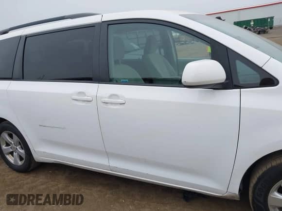 2012 Toyota Sienna LE AAS with VIN 5TDKK3DC3CS276117, listed as a IAAI auction lot 43346529 with 275,367 mi miles and . Bid and sale history available at DreamBid. Image 13.
