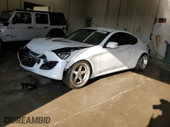 2016 Hyundai Genesis Coupe 3.8L Base с VIN KMHHT6KJ2GU131559, выставлен на аукционе Copart как лот 44337664 с пробегом 92 234 миль миль и Списание • Salvage title. История ставок и продаж доступна на DreamBid. Изображение 1.