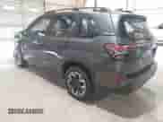 2025 Subaru Forester z VIN JF2SLDAC3SH489449, wystawiony jako IAAI lot #42607170 z przebiegiem 975 mil mil oraz . Historia ofert i sprzedaży dostępna na DreamBid. Obrazek 3.