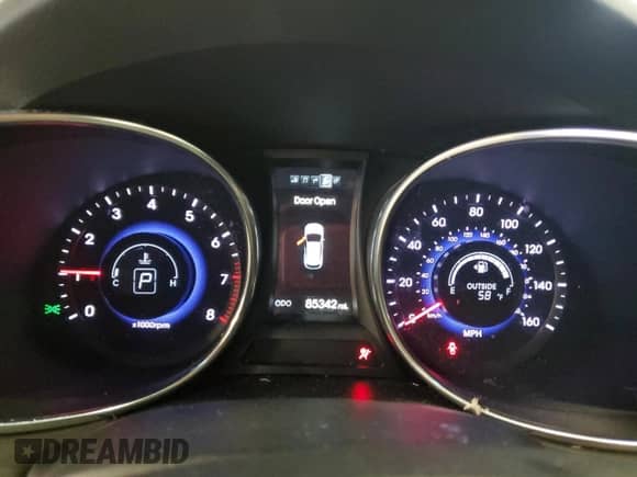 2016 Hyundai Santa Fe SE with VIN KM8SR4HF4GU145863, listed as a Copart auction lot 55617815 with 85,342 mi miles and Salvage title. Bid and sale history available at DreamBid. Image 9.