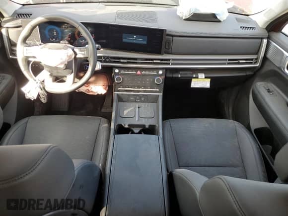 2024 Hyundai Santa Fe SEL с VIN 5NMP2DG18RH002073, выставлен на аукционе Copart как лот 74259584 с пробегом 1 183 миль миль и Списание • Salvage title. История ставок и продаж доступна на DreamBid. Изображение 8.