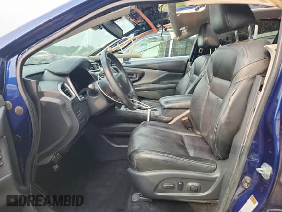 2019 Nissan Murano SL z VIN 5N1AZ2MS4KN157579, wystawiony jako Copart lot #67491175 z przebiegiem 57 816 mil mil oraz Szkoda całkowita • Salvage title. Historia ofert i sprzedaży dostępna na DreamBid. Obrazek 7.