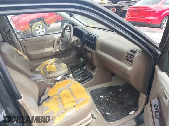 2000 Honda Passport LX с VIN 4S6DM58WXY4419377, выставлен на аукционе IAAI как лот 42999675 с пробегом 195 272 миль миль и . История ставок и продаж доступна на DreamBid. Изображение 5.