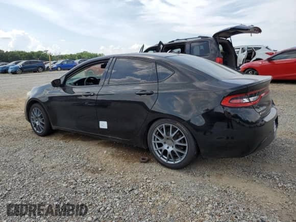 2014 Dodge Dart SE with VIN 1C3CDFAA1ED903256, listed as a Copart auction lot 61963665 with 132,190 mi miles and Salvage title. Bid and sale history available at DreamBid. Image 2.
