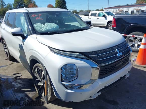 2024 Mitsubishi Outlander SE с VIN JA4J4VA82RZ026354, выставлен на аукционе IAAI как лот 43492304 с пробегом 54 791 миль миль и . История ставок и продаж доступна на DreamBid. Изображение 1.