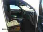 2023 Ram 1500 Big Horn z VIN 1C6RREFG2PN592682, wystawiony jako IAAI lot #42731258 z przebiegiem 83 058 mil mil oraz . Historia ofert i sprzedaży dostępna na DreamBid. Obrazek 5.