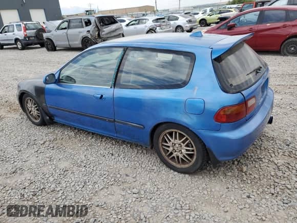 1993 Honda Civic с VIN 2HGEH3380PH537167, выставлен на аукционе Copart как лот 63471125 с пробегом 109 999 миль миль и Списание • Salvage title. История ставок и продаж доступна на DreamBid. Изображение 2.