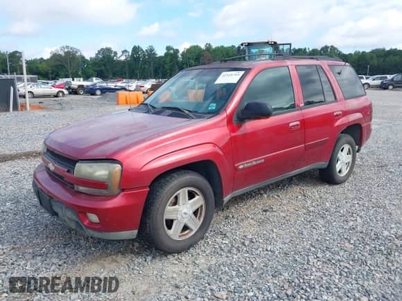 2002 Chevrolet TrailBlazer LS with VIN 1GNDT13S622389091, listed as a IAAI auction lot 42518765 with 326,783 mi miles and . Bid and sale history available at DreamBid. Image 2.