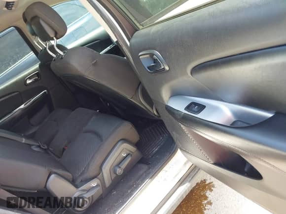 2017 Dodge Journey SXT with VIN 3C4PDCBG4HT590992, listed as a IAAI auction lot 42378549 with 275,884 mi miles and . Bid and sale history available at DreamBid. Image 8.