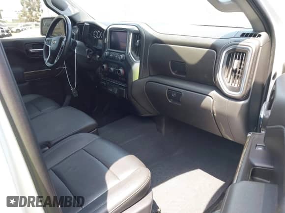 2022 Chevrolet Silverado 1500 LT z VIN 3GCUYDED2NG133388, wystawiony jako IAAI lot #42462081 z przebiegiem 38 949 mil mil oraz . Historia ofert i sprzedaży dostępna na DreamBid. Obrazek 5.