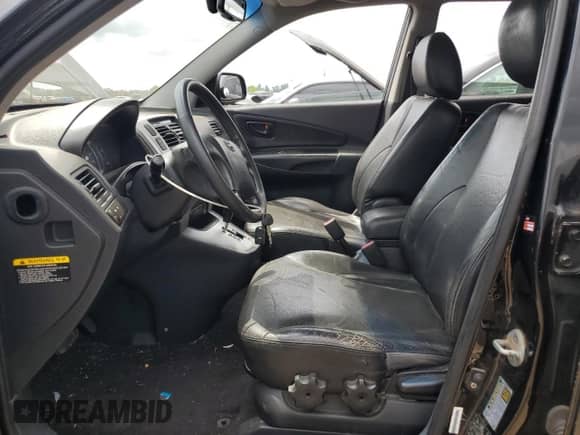 2008 Hyundai Tucson SE с VIN KM8JN72D28U818960, выставлен на аукционе Copart как лот 66391685 с пробегом 151 768 миль миль и Списание • Salvage title. История ставок и продаж доступна на DreamBid. Изображение 7.