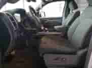 2022 Ram 1500 Lone Star z VIN 1C6RREBT5NN358312, wystawiony jako Copart lot #89152145 z przebiegiem 36 450 mil mil oraz Szkoda całkowita • Salvage title. Historia ofert i sprzedaży dostępna na DreamBid. Obrazek 7.