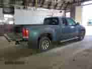 2013 GMC Sierra 1500 SL z VIN 1GTR2UEA1DZ280250, wystawiony jako Copart lot #80834645 z przebiegiem 221 913 mil mil oraz Czysty tytuł • Clean title. Historia ofert i sprzedaży dostępna na DreamBid. Obrazek 3.