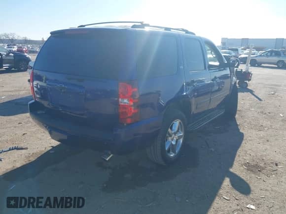 2010 Chevrolet Tahoe LTZ с VIN 1GNUCCE08AR266535, выставлен на аукционе IAAI как лот 41154068 с пробегом 212 010 миль миль и . История ставок и продаж доступна на DreamBid. Изображение 4.