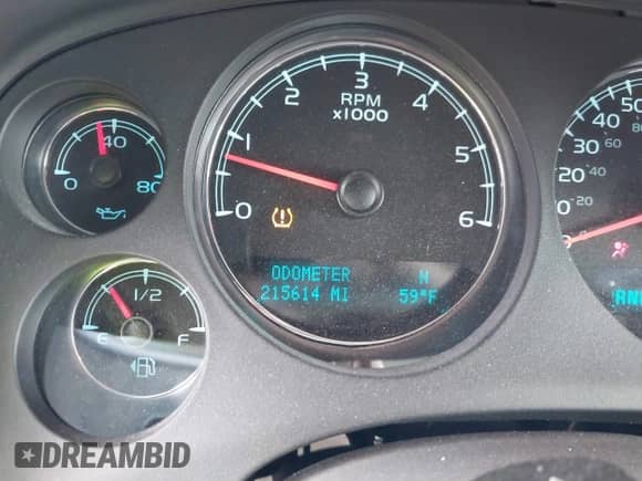 2010 Chevrolet Tahoe LTZ z VIN 1GNUCCE03AR238688, wystawiony jako IAAI lot #41775032 z przebiegiem 215 614 mil mil oraz . Historia ofert i sprzedaży dostępna na DreamBid. Obrazek 15.