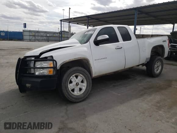 2012 Chevrolet Silverado 1500 LT z VIN 1GCRKSE71CZ286881, wystawiony jako Copart lot #68265835 z przebiegiem 176 289 mil mil oraz Szkoda całkowita • Salvage title. Historia ofert i sprzedaży dostępna na DreamBid. Obrazek 1.