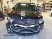 2020 Chevrolet Traverse LT Cloth z VIN 1GNERGKW5LJ158765, wystawiony jako Copart lot #82576395 z przebiegiem 92 894 mil mil oraz Szkoda całkowita • Salvage title. Historia ofert i sprzedaży dostępna na DreamBid. Obrazek 5.