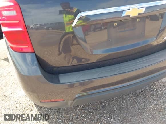 2016 Chevrolet Equinox LT z VIN 2GNALCEK5G6224591, wystawiony jako IAAI lot #43302877 z przebiegiem 203 602 mil mil oraz . Historia ofert i sprzedaży dostępna na DreamBid. Obrazek 6.