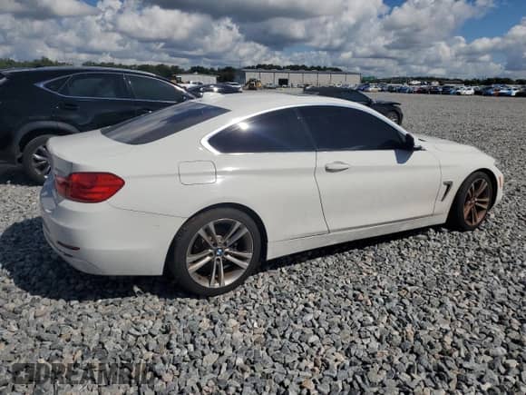 2017 BMW 4 Series 430i z VIN WBA4R7C54HK876462, wystawiony jako Copart lot #87043515 z przebiegiem 144 078 mil mil oraz Czysty tytuł • Clean title. Historia ofert i sprzedaży dostępna na DreamBid. Obrazek 3.