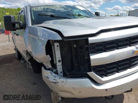 2017 Chevrolet Silverado 1500 Custom с VIN 1GCRCPEH3HZ300564, выставлен на аукционе IAAI как лот 42178810 с пробегом 111 877 миль миль и . История ставок и продаж доступна на DreamBid. Изображение 17.