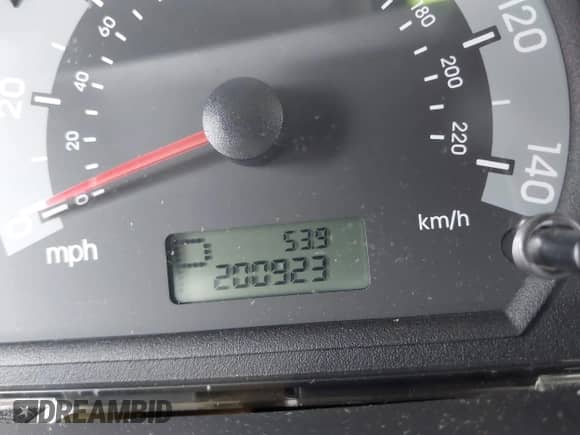 2003 Hyundai Elantra GT z VIN KMHDN55D13U099447, wystawiony jako IAAI lot #41973749 z przebiegiem 200 923 mil mil oraz . Historia ofert i sprzedaży dostępna na DreamBid. Obrazek 7.