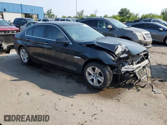 2012 BMW 5 Series 528i xDrive с VIN WBAXH5C50CDW04069, выставлен на аукционе Copart как лот 67072365 с пробегом 104 059 миль миль и Чистый • Clean title. История ставок и продаж доступна на DreamBid. Изображение 4.