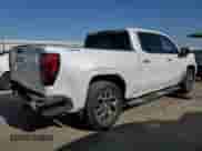 2022 GMC Sierra 1500 SLT with VIN 3GTUUDET1NG578451, listed as a Copart auction lot 67996035 with 37,002 mi miles and Salvage title. Bid and sale history available at DreamBid. Image 3.