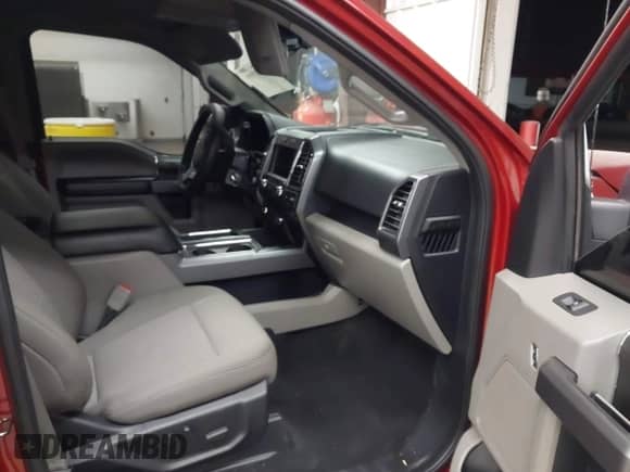 2019 Ford F-150 XL with VIN 1FTEW1CP7KKD46489, listed as a IAAI auction lot 43237393 with 25,356 mi miles and . Bid and sale history available at DreamBid. Image 5.