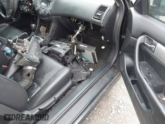 2006 Honda Accord EX-L with VIN 1HGCM71696A023455, listed as a IAAI auction lot 42175845 with Not provided miles and . Bid and sale history available at DreamBid. Image 5.